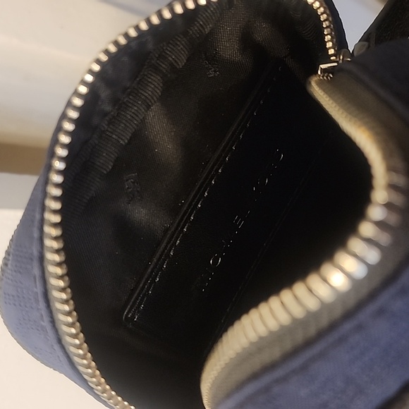 Michael Kors Jacquard Logo Brooklyn phone crossbody indigo bag - Picture 4 of 9